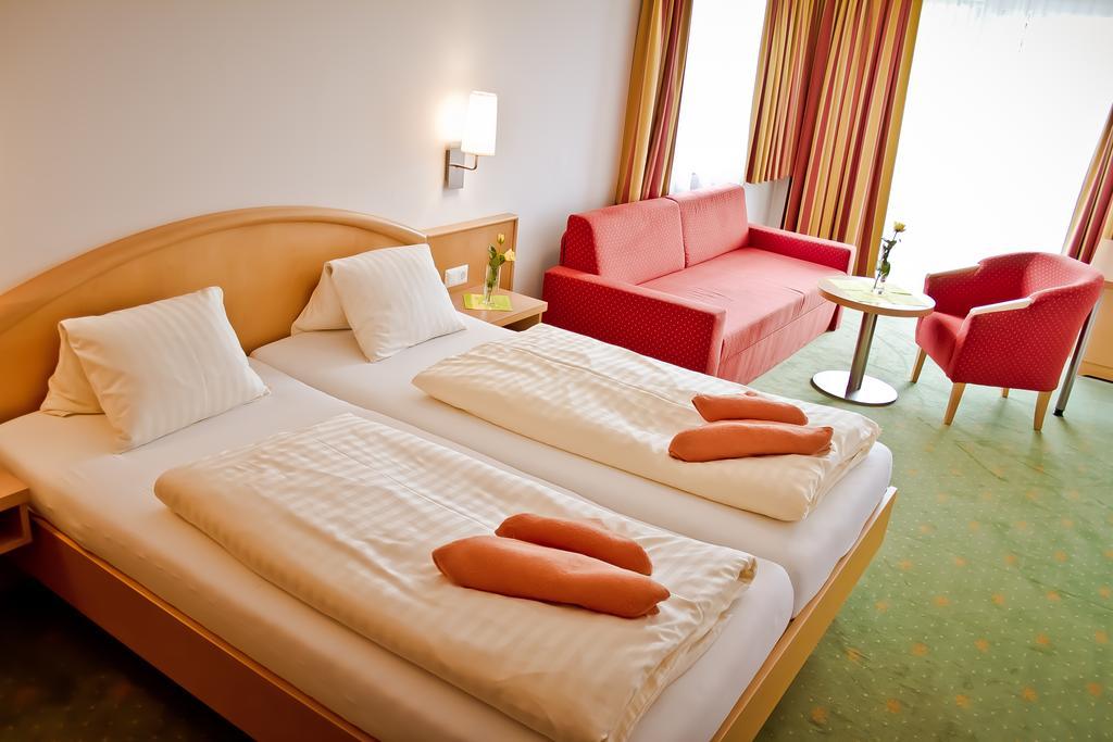 Der Thomashof Hotel Sankt Jakob im Rosental Exterior photo