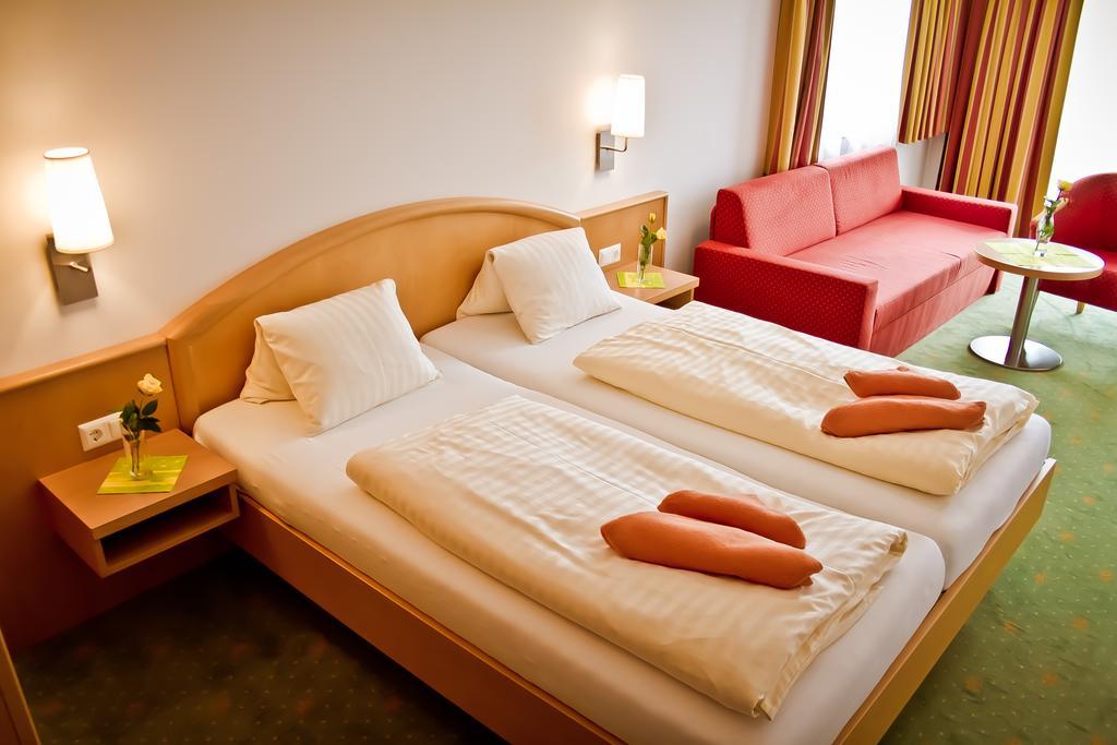 Der Thomashof Hotel Sankt Jakob im Rosental Exterior photo